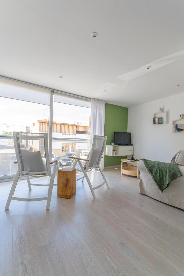 Amplio Apartamento Recien Reformado ラ・プラヤ・デ・アルグイネグイン エクステリア 写真