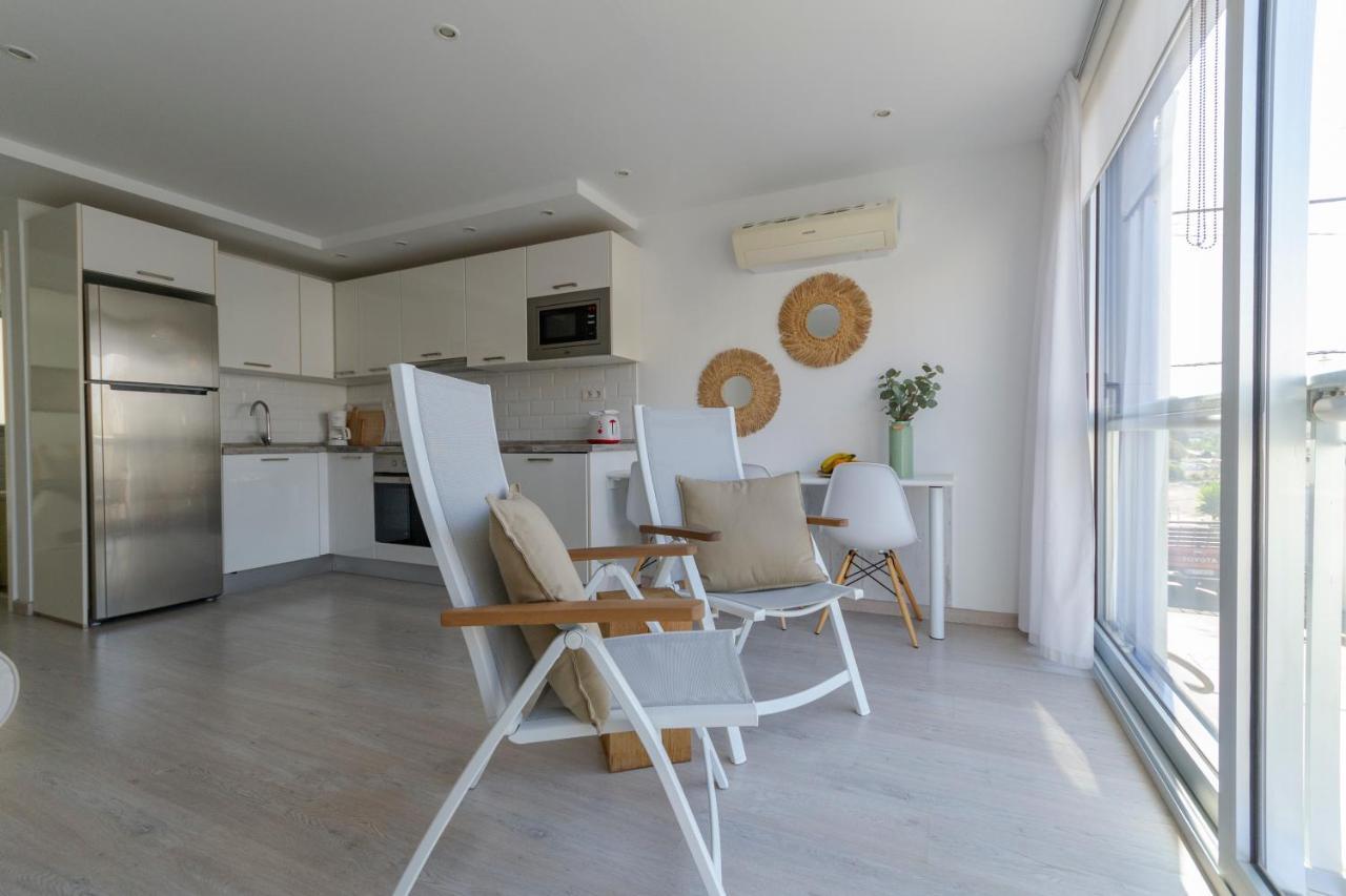 Amplio Apartamento Recien Reformado ラ・プラヤ・デ・アルグイネグイン エクステリア 写真